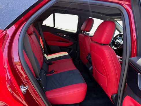 Used 2024 Chevrolet Blazer EV RS RWD image 18