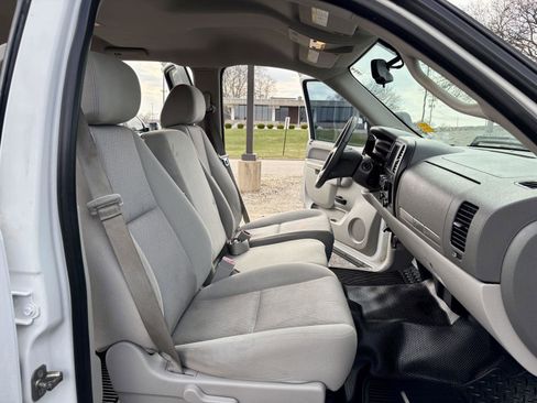 Used 2014 Chevrolet Silverado 2500 LT image 16