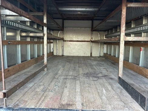 Used 2019 Ford E-350 and Econoline 350 Super Duty w/ Power Windows & Locks Group image 31