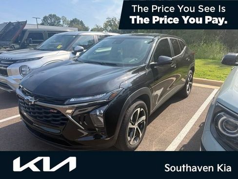 Used 2026 Chevrolet Trax RS w/ Sunroof Package FWD image 1