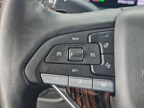 Used 2023 Cadillac Escalade Premium Luxury w/ Performance Package image 29