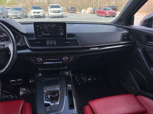 Used 2018 Audi SQ5 Prestige w/ Prestige Package image 15