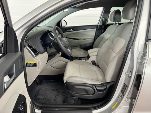 Used 2018 Hyundai Tucson SE image 12
