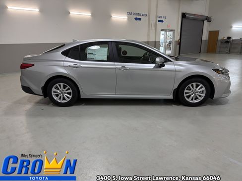 New 2026 Toyota Camry LE FWD image 10
