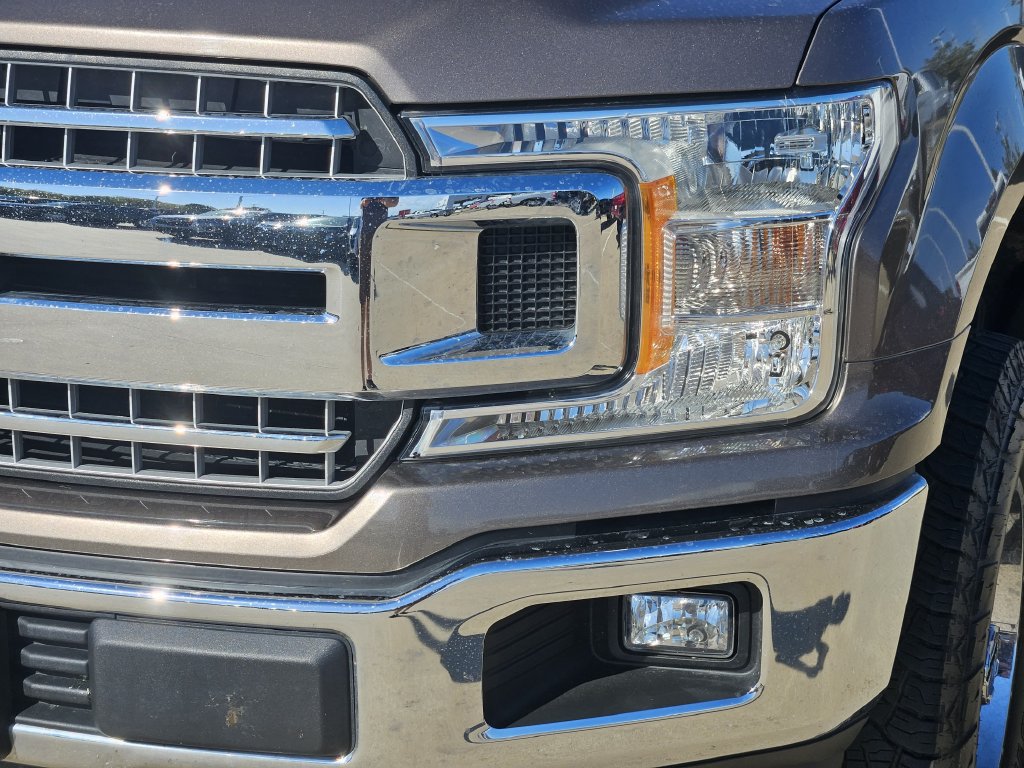 Used 2018 Ford F150 XLT w/ Equipment Group 302A Luxury AWD/4WD image 10