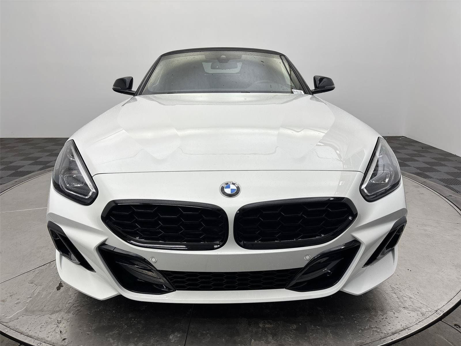 New 2026 BMW Z4 sDrive30i w/ Shadowloine Package RWD image 14