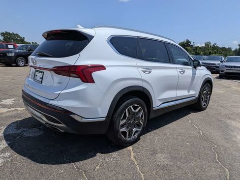 Used 2021 Hyundai Santa Fe Limited FWD image 4