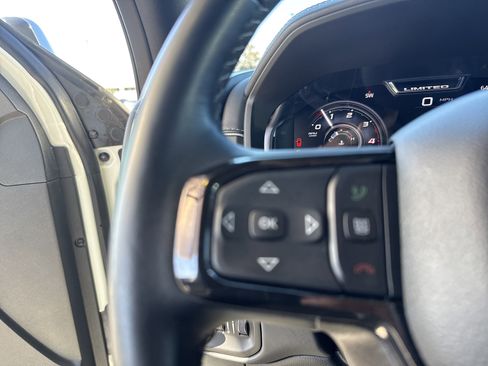 Used 2023 RAM 2500 Limited image 19