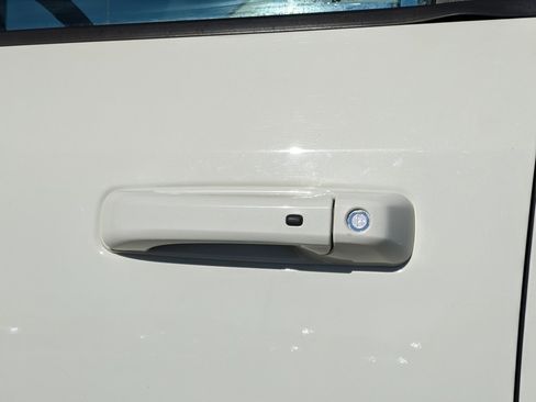 Used 2018 RAM 2500 Laramie w/ Sport Appearance Group image 28