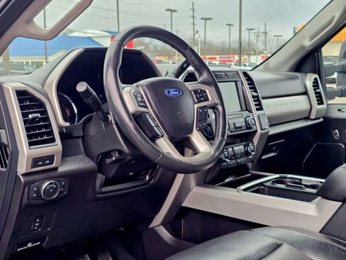 Used 2020 Ford F250 Lariat image 12
