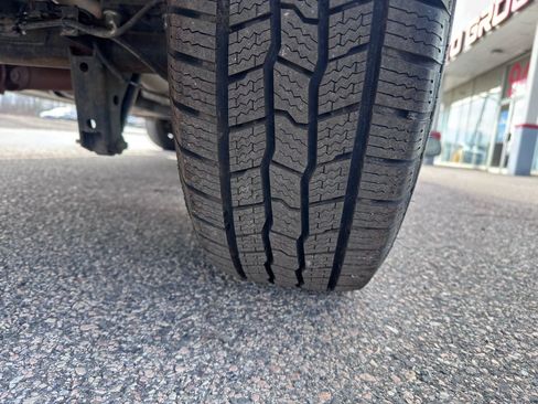 Used 2025 Ford Transit 250 Medium Roof image 43