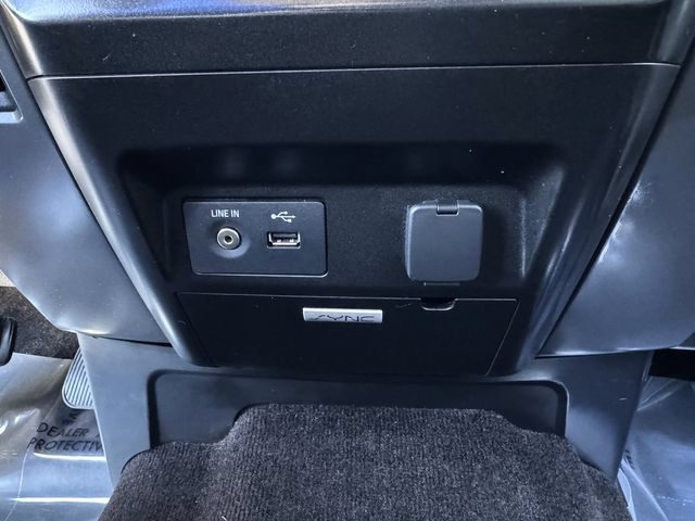 Used 2015 Ford F150 XLT AWD/4WD image 22