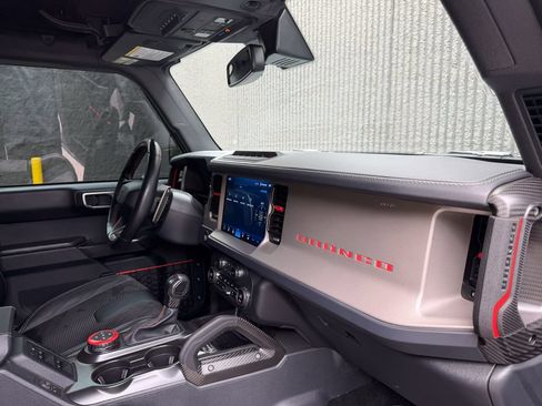 Used 2024 Ford Bronco Raptor w/ Interior Carbon Fiber Pack 6 AWD/4WD image 20
