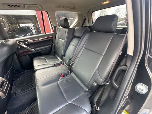 Used 2019 Lexus GX 460 Luxury image 11
