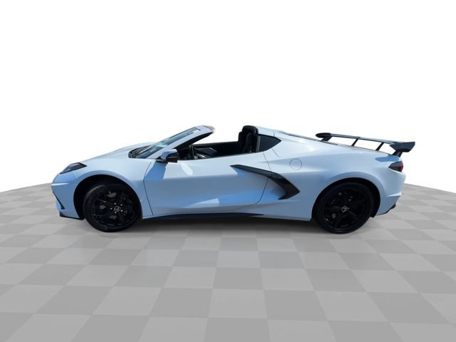 Used 2021 Chevrolet Corvette Stingray Premium Cpe w/ Z51 Performance Package RWD image 5
