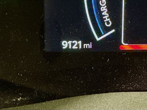 Used 2025 Toyota Camry LE image 19