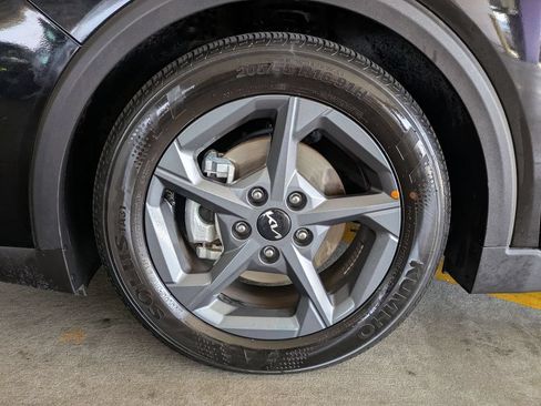 Used 2025 Kia K4 FWD image 31