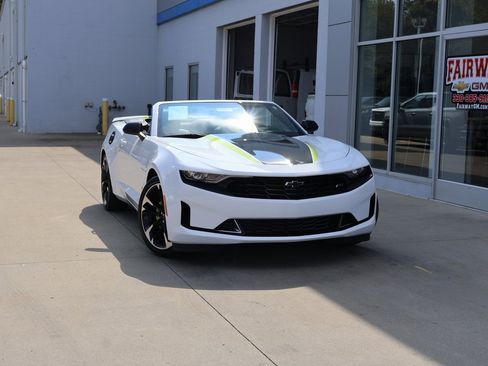 Certified 2023 Chevrolet Camaro LT image 33