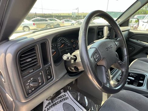 Used 2004 GMC Sierra 1500 SLE w/ Safe And Sound Package RWD image 51