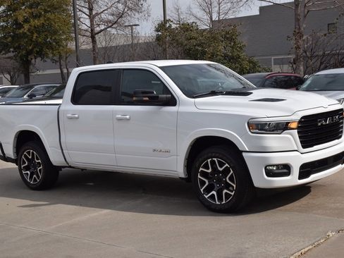 Used 2025 RAM 1500 Laramie w/ Sport Appearance Package image 5