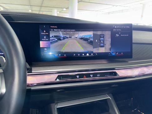 Used 2024 BMW 760i xDrive 760i xDrive w/ Executive Package image 28