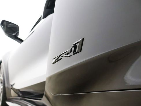 Used 2026 Chevrolet Corvette ZR1 w/ ZR1 Carbon Fiber Aero Package image 93