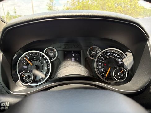 Used 2019 RAM 1500 Tradesman AWD/4WD image 30