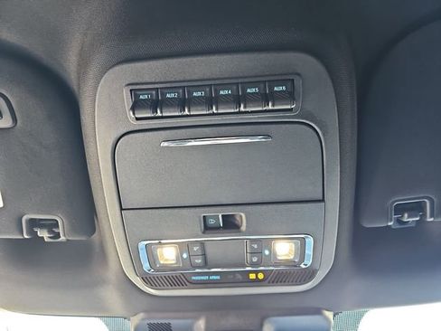 Used 2024 Ford F250 Platinum w/ Tremor Off-Road Package image 30