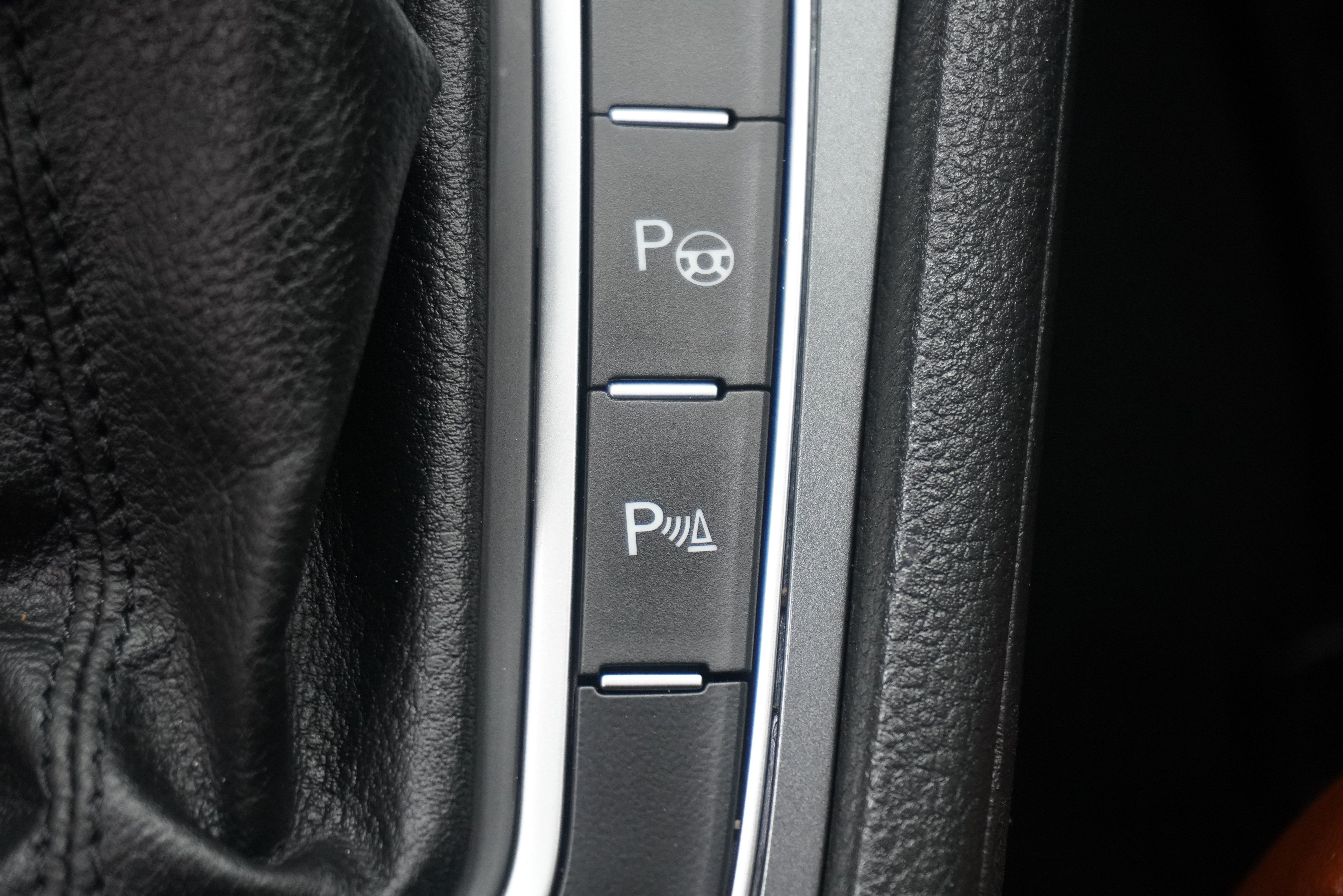 Used 2017 Volkswagen Golf Alltrack SEL AWD/4WD image 23