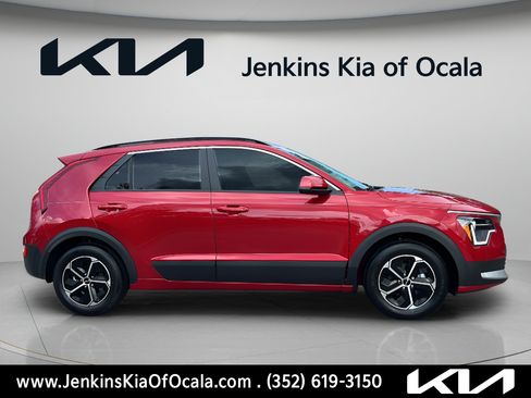 New 2026 Kia Niro LX FWD image 2