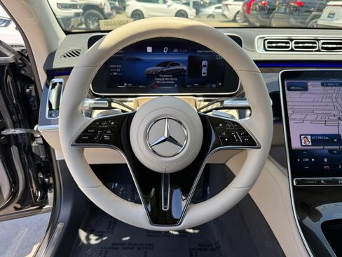 Used 2023 Mercedes-Benz S 580 4MATIC Sedan image 31