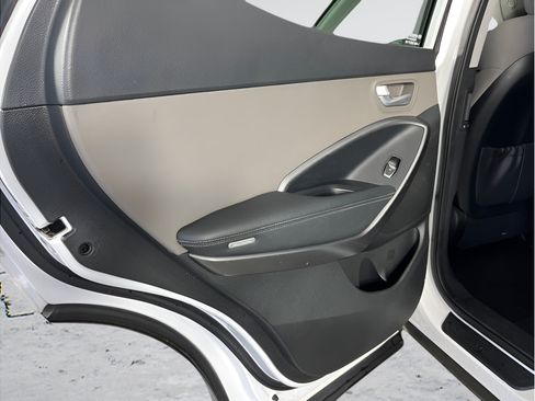 Used 2018 Hyundai Santa Fe Sport AWD/4WD image 11