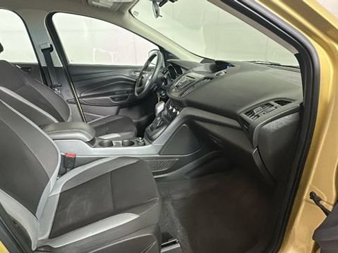Used 2014 Ford Escape S FWD image 28