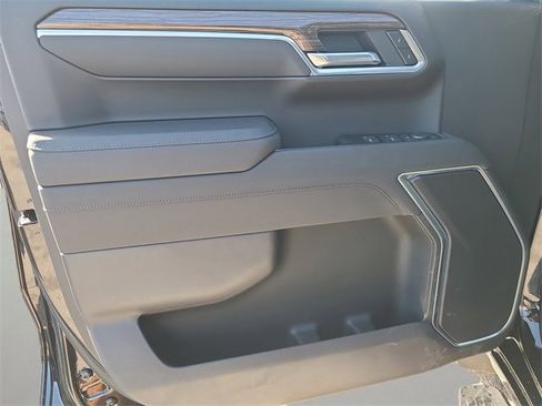 New 2026 Chevrolet Silverado 1500 RST w/ LPO, Dark Essentials Package image 18