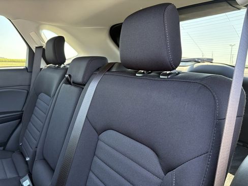 Used 2024 Ford Edge SE w/ Black Appearance Package image 50