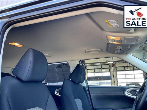 Used 2024 Kia Soul LX w/ Option Group 015 FWD image 21