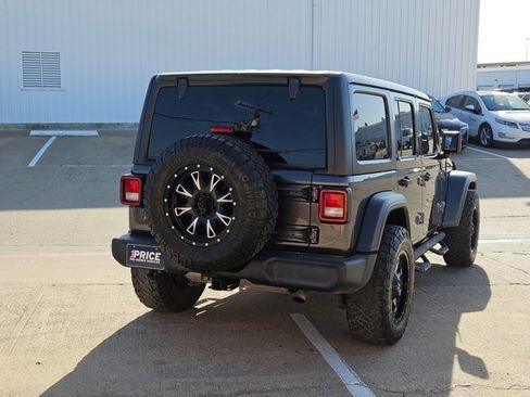 Used 2018 Jeep Wrangler Unlimited Sport S image 5