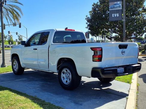 Used 2023 Nissan Frontier S image 3