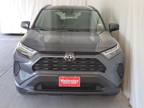 Used 2025 Toyota RAV4 XLE w/ Weather Package AWD/4WD image 3