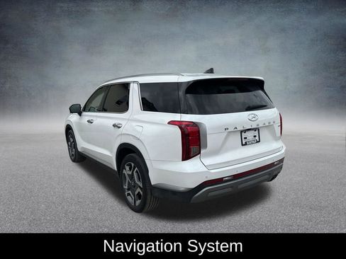 Used 2024 Hyundai Palisade SEL w/ Premium Package AWD/4WD image 4