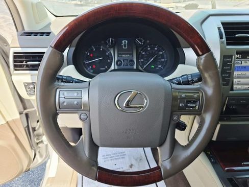 Used 2013 Lexus GX 460 w/ Comfort Plus Pkg AWD/4WD image 17