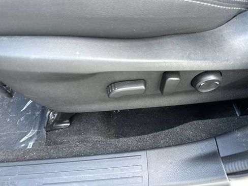 Certified 2024 Subaru Forester Premium AWD/4WD image 12