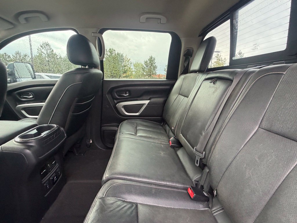 Used 2017 Nissan Titan PRO-4X w/ Pro-4x Convenience Package AWD/4WD image 17