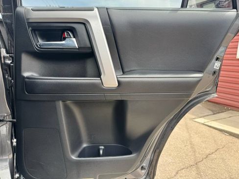 Used 2019 Toyota 4Runner SR5 Premium AWD/4WD image 14