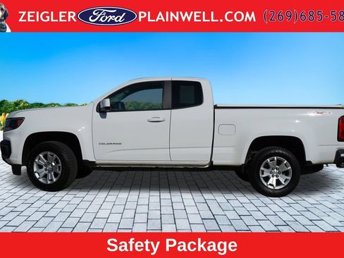 Used 2022 Chevrolet Colorado LT w/ Fleet Safety Package AWD/4WD image 2