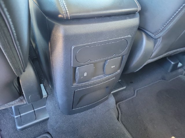 Used 2023 Ford Explorer XLT w/ Equipment Group 202A RWD image 15