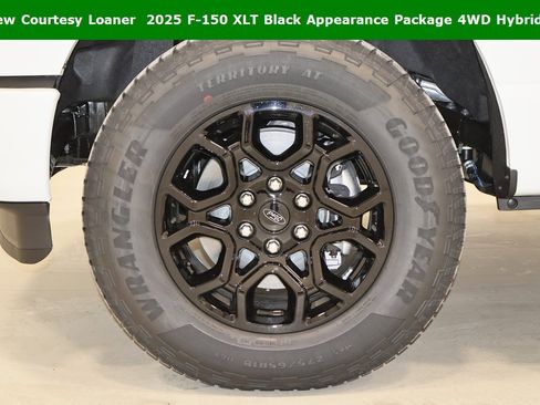 New 2025 Ford F150 XLT w/ Equipment Group 302A MID image 31