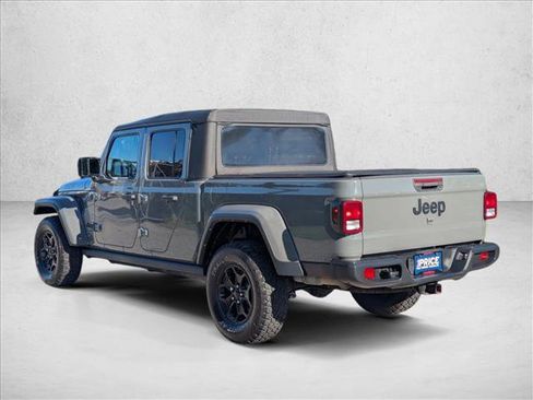Used 2021 Jeep Gladiator Sport image 8
