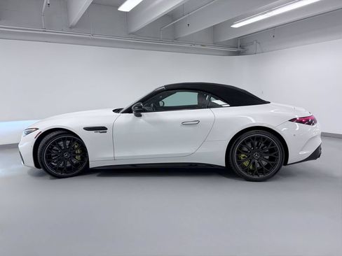 Certified 2022 Mercedes-Benz SL 63 AMG 4MATIC image 6
