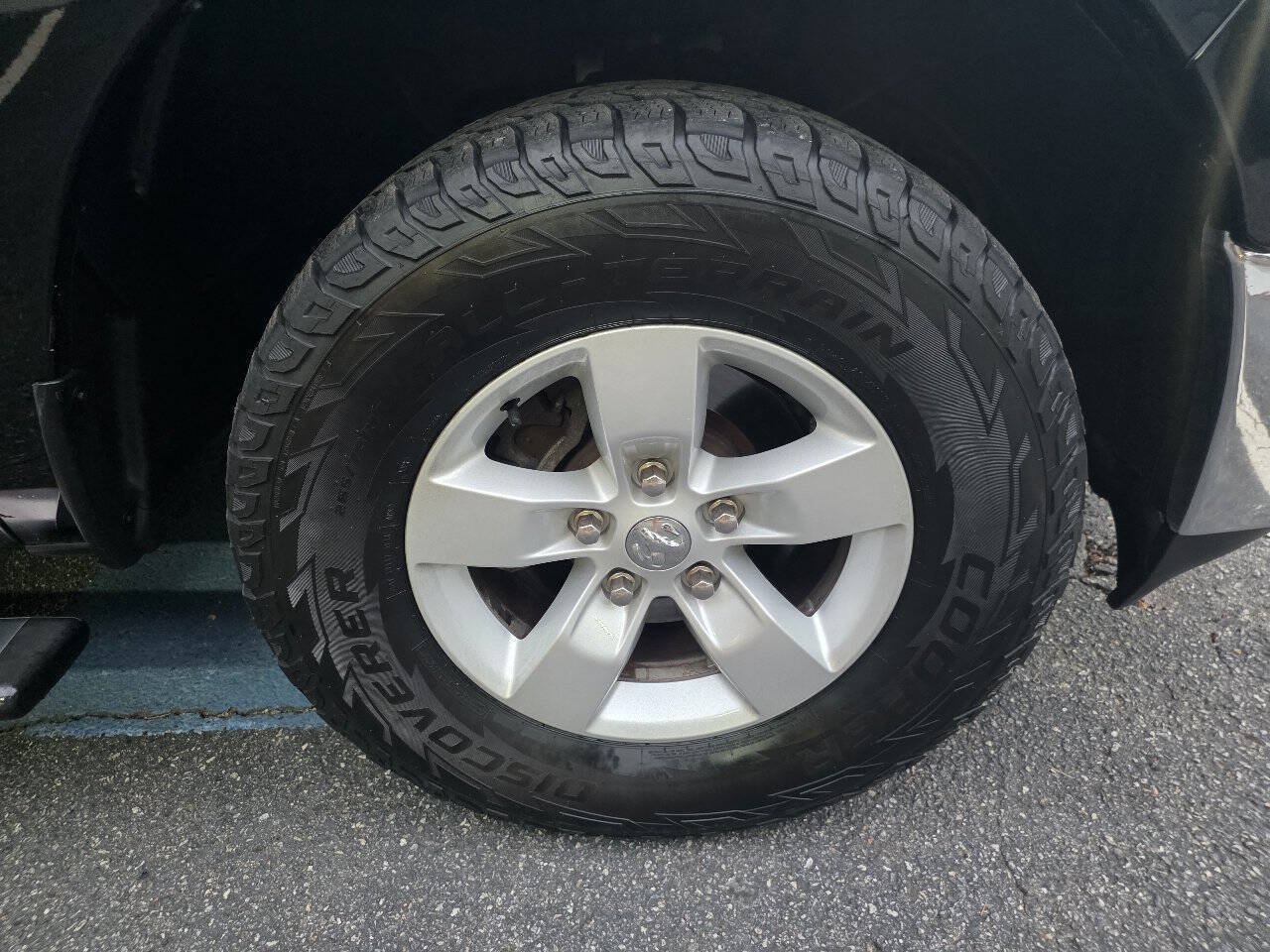 Used 2021 RAM 1500 Tradesman w/ Chrome Appearance Group AWD/4WD image 13